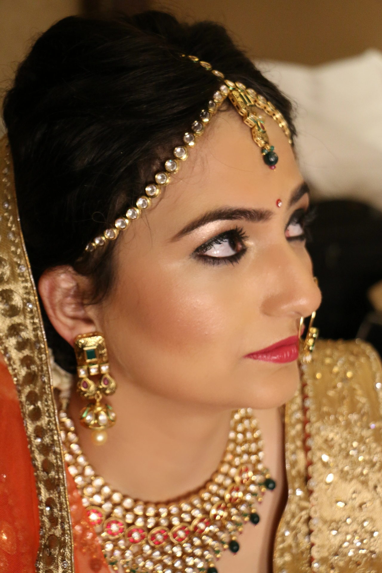 Sutbtle bridal makeup 