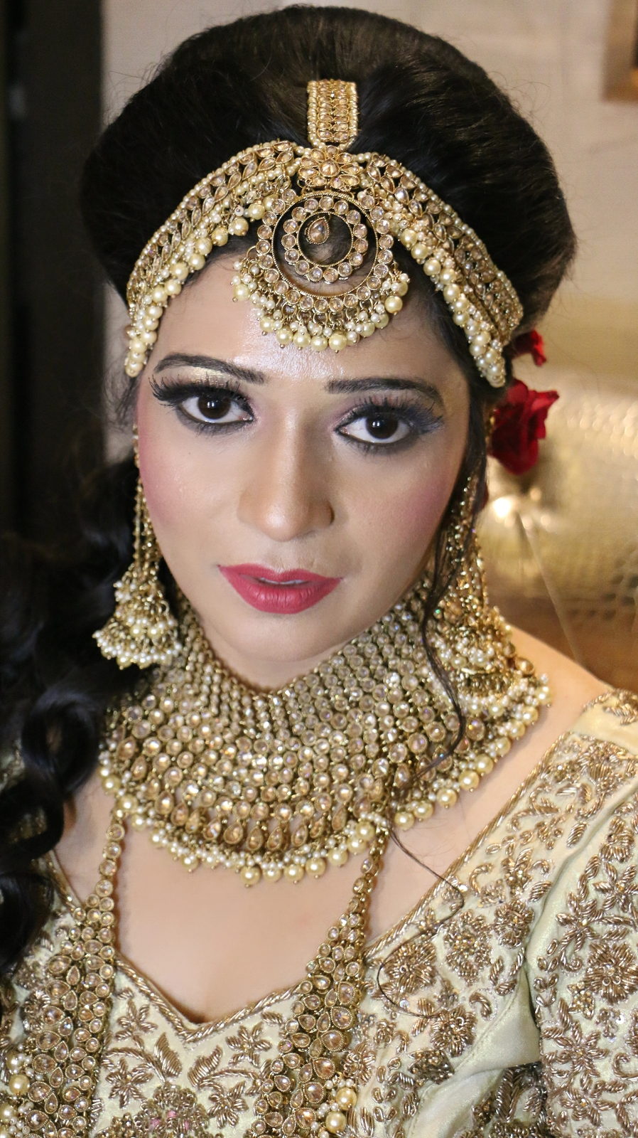 Arabian makeup style